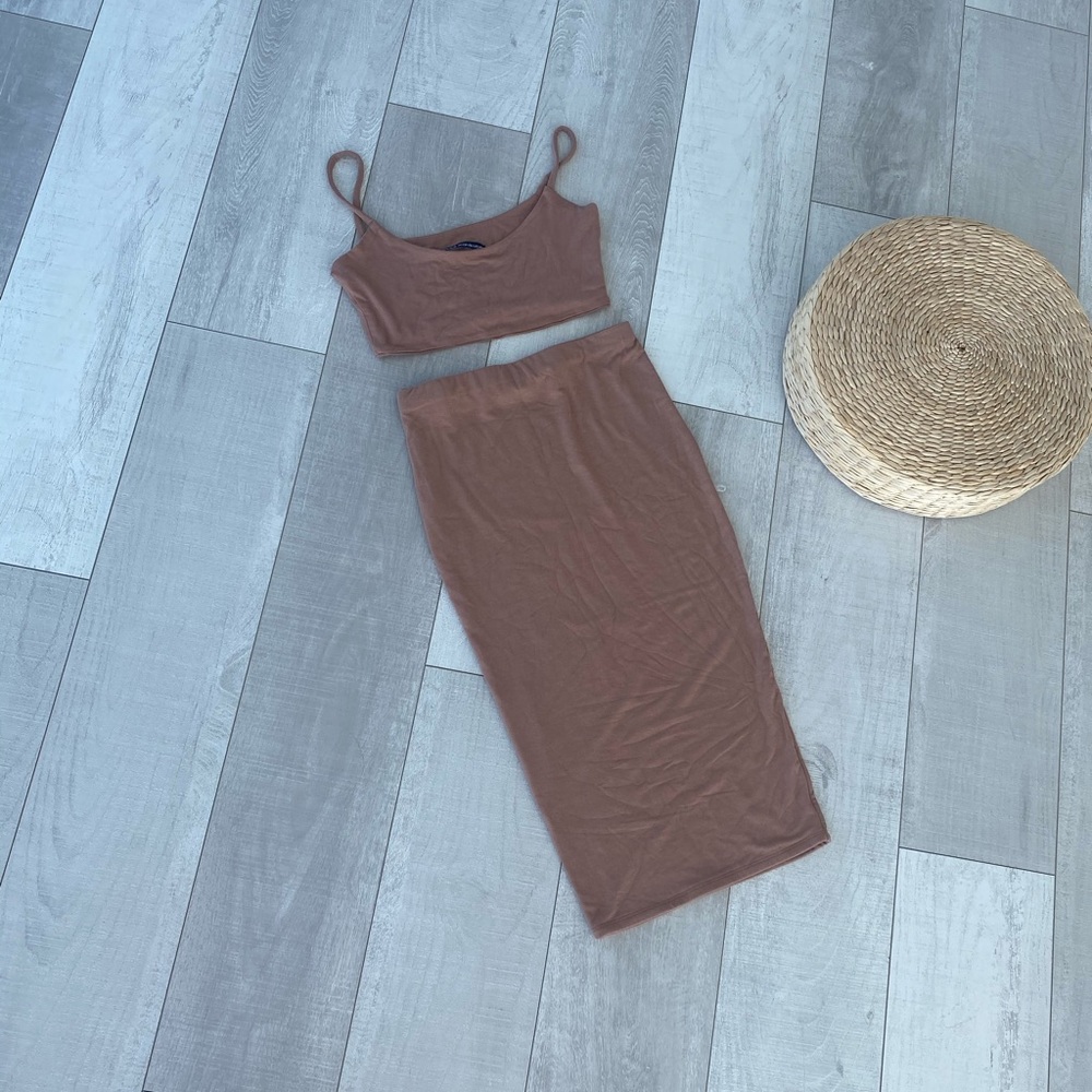 Naked Wardrobe midi length set